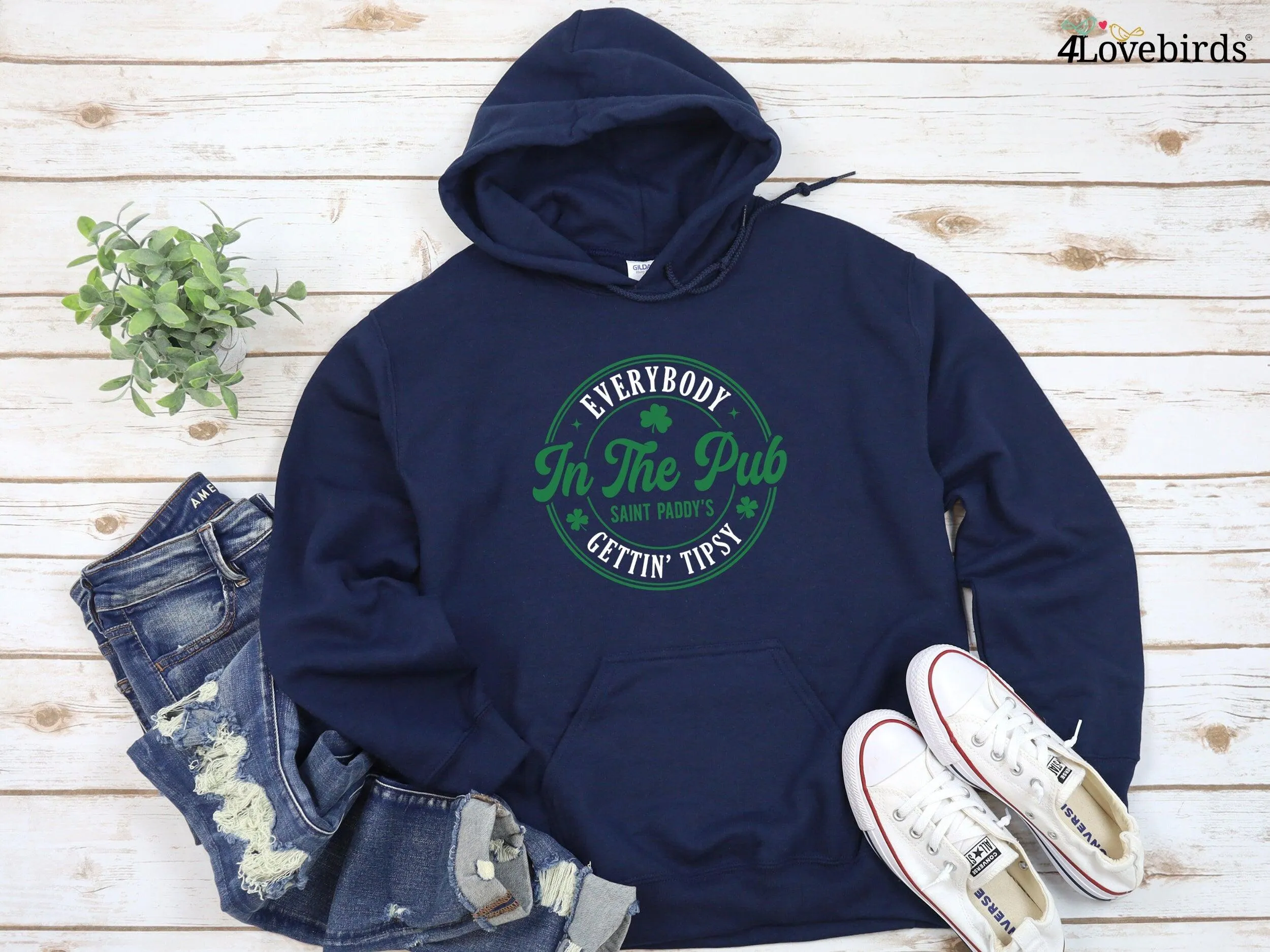 Everybody In The Pub Getting Tipsy Hoodie, Funny St Pattys Day Sweatshirt, Cute St Patrick's Day, St. Patrick's Day Gift, Irish Long Sleeve