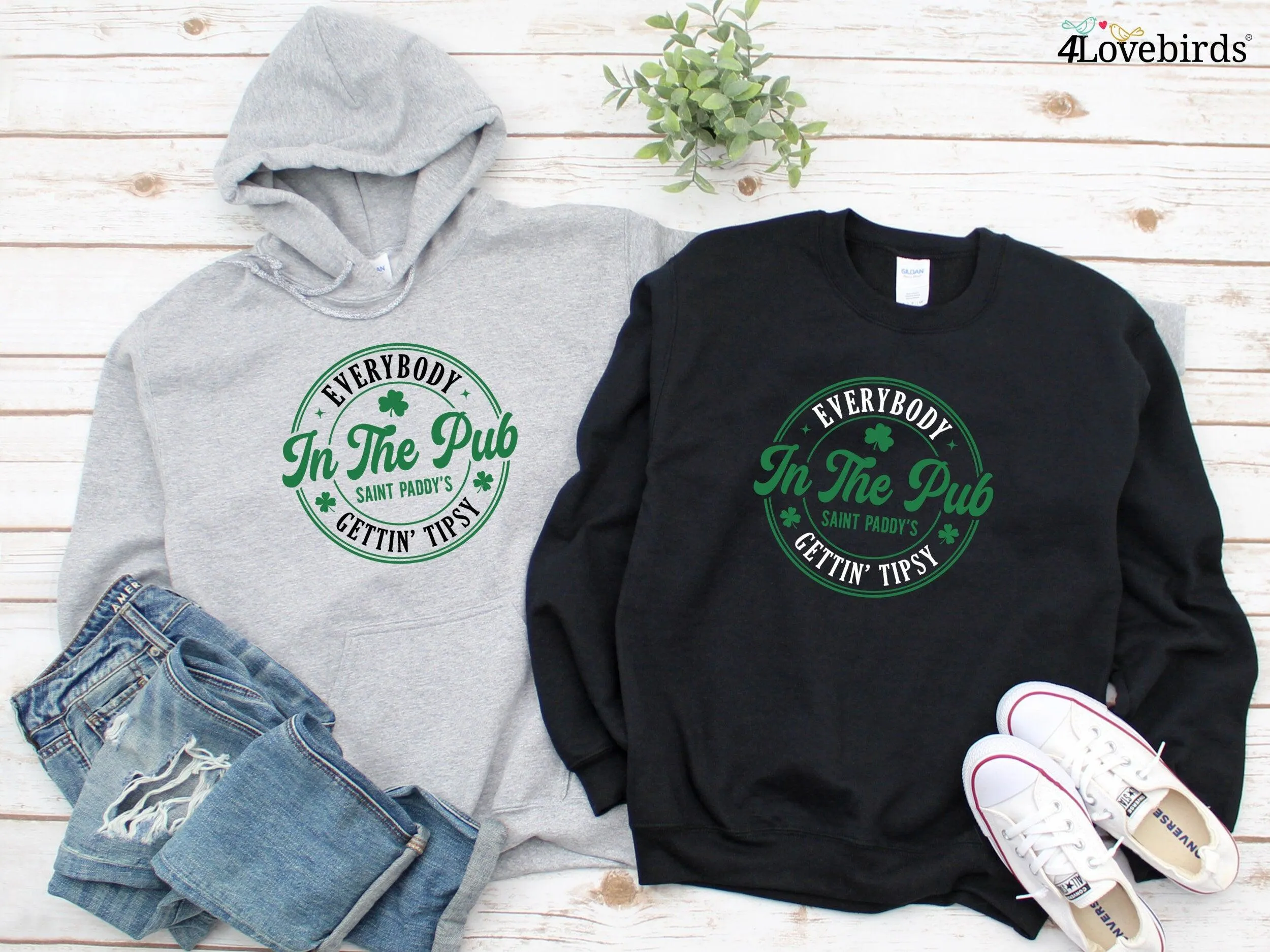 Everybody In The Pub Getting Tipsy Hoodie, Funny St Pattys Day Sweatshirt, Cute St Patrick's Day, St. Patrick's Day Gift, Irish Long Sleeve